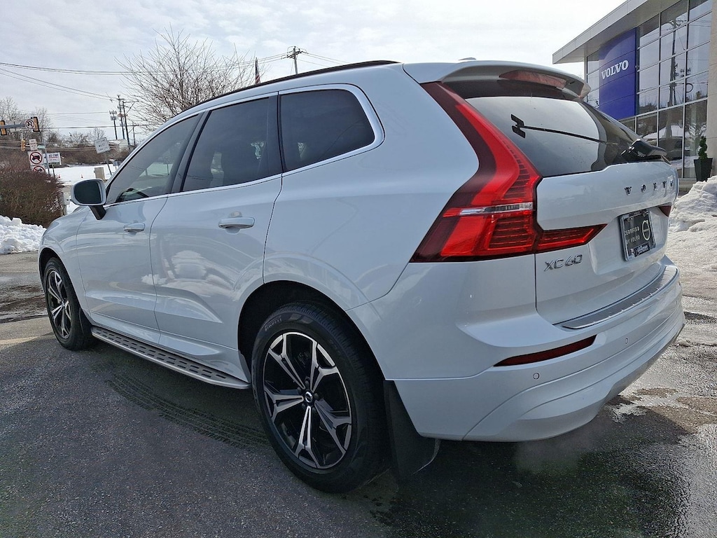 Certified 2022 Volvo XC60 Momentum SUV