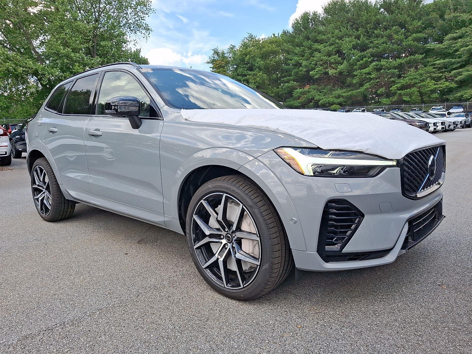 2026 Volvo XC60 plug-in hybrid