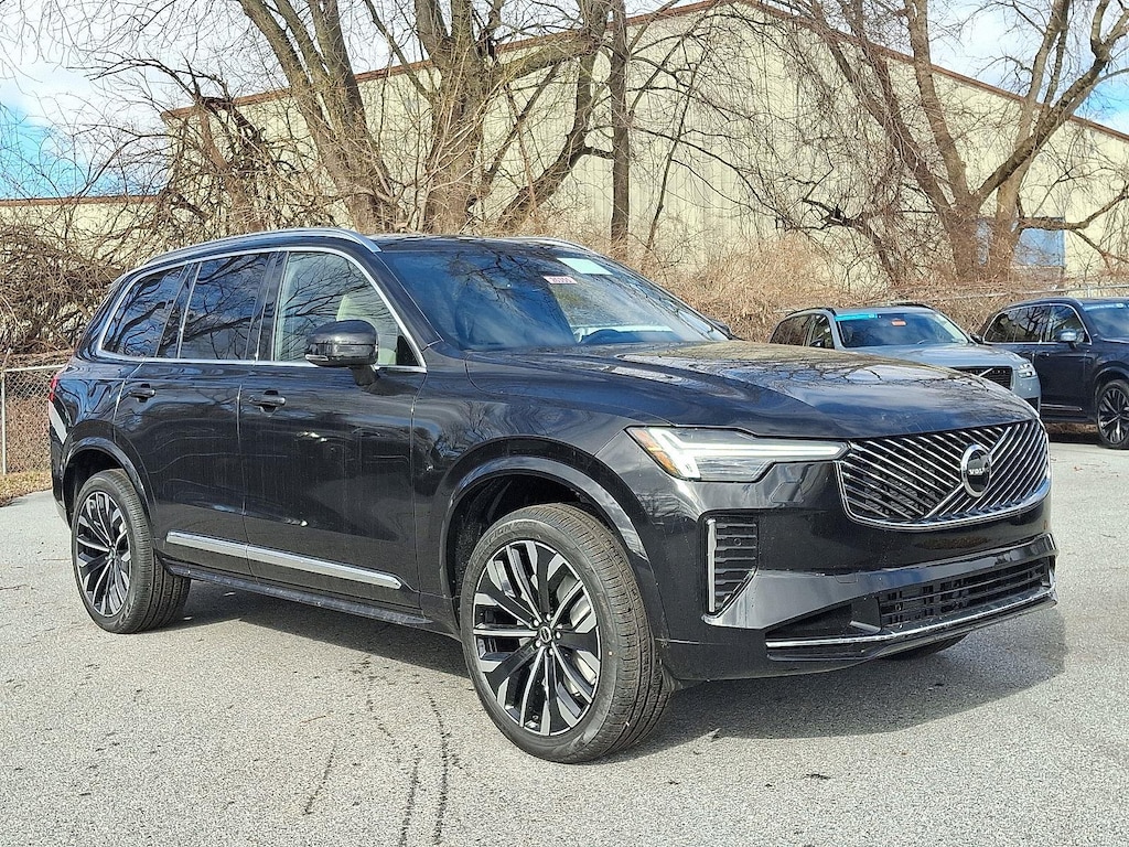New 2026 Volvo XC90 B5 Core SUV