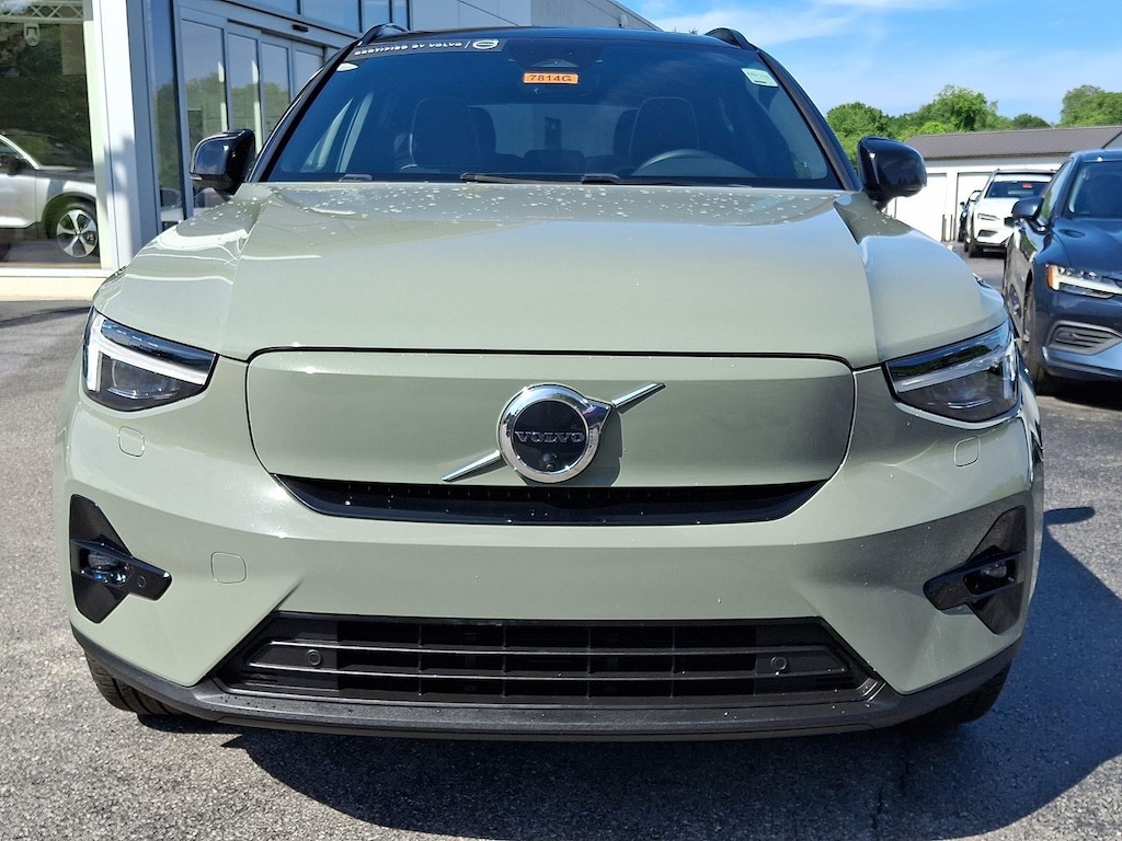 Certified 2023 Volvo XC40 Recharge Pure Electric Ultimate SUV