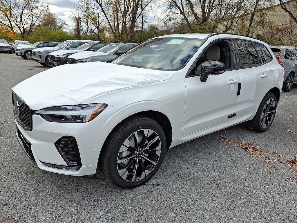 New 2026 Volvo XC60 B5 Plus SUV