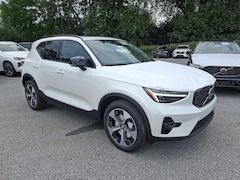 2026 Volvo XC40