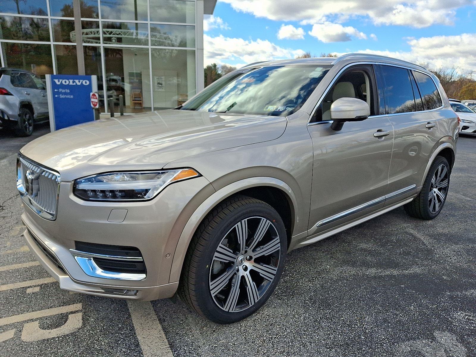 2024 Volvo XC90 Plus photo 3