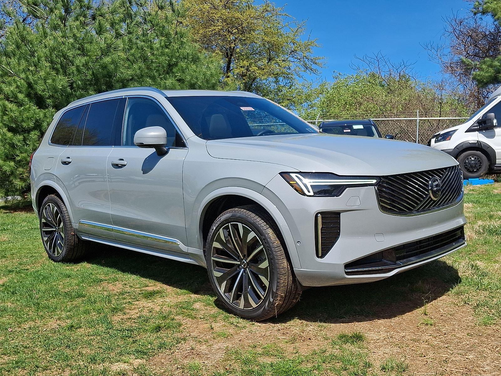 2026 Volvo XC90 T8 Recharge Plus Bright 7-Seat 4WD's photo