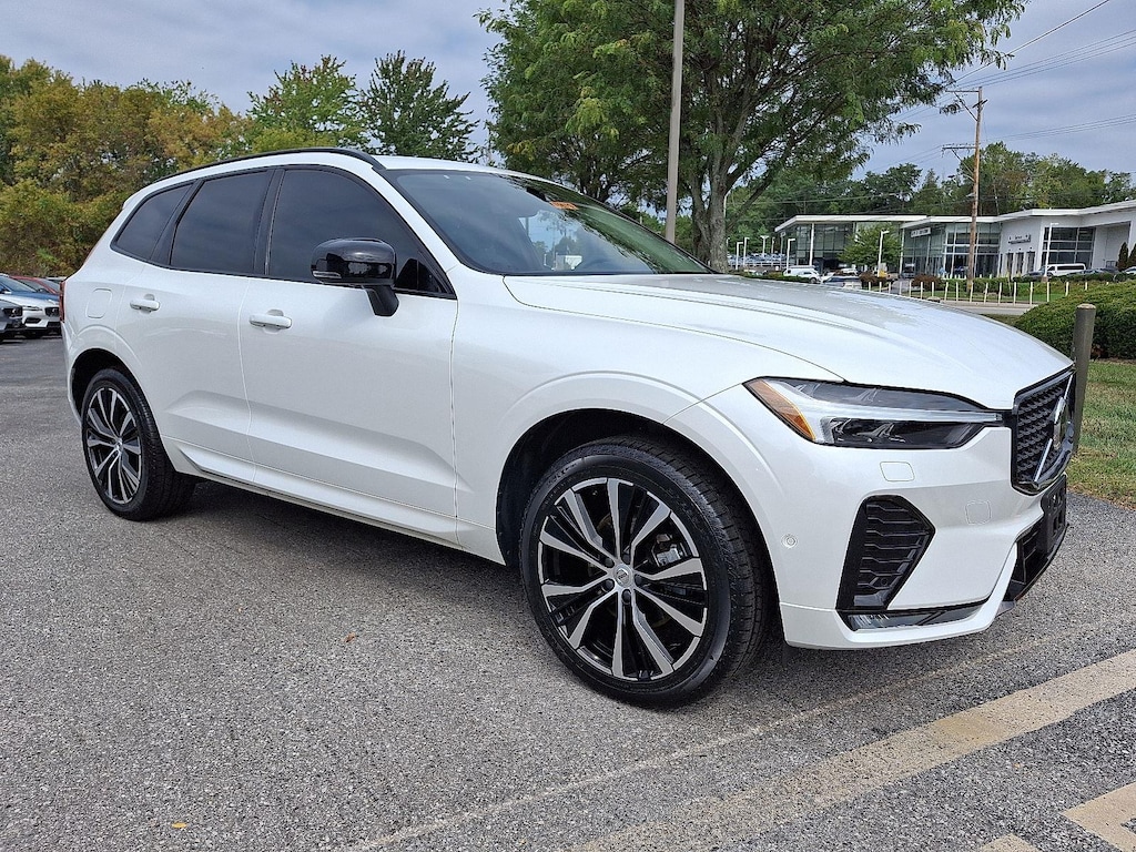 Certified 2024 Volvo XC60 B5 AWD Plus Dark Theme SUV