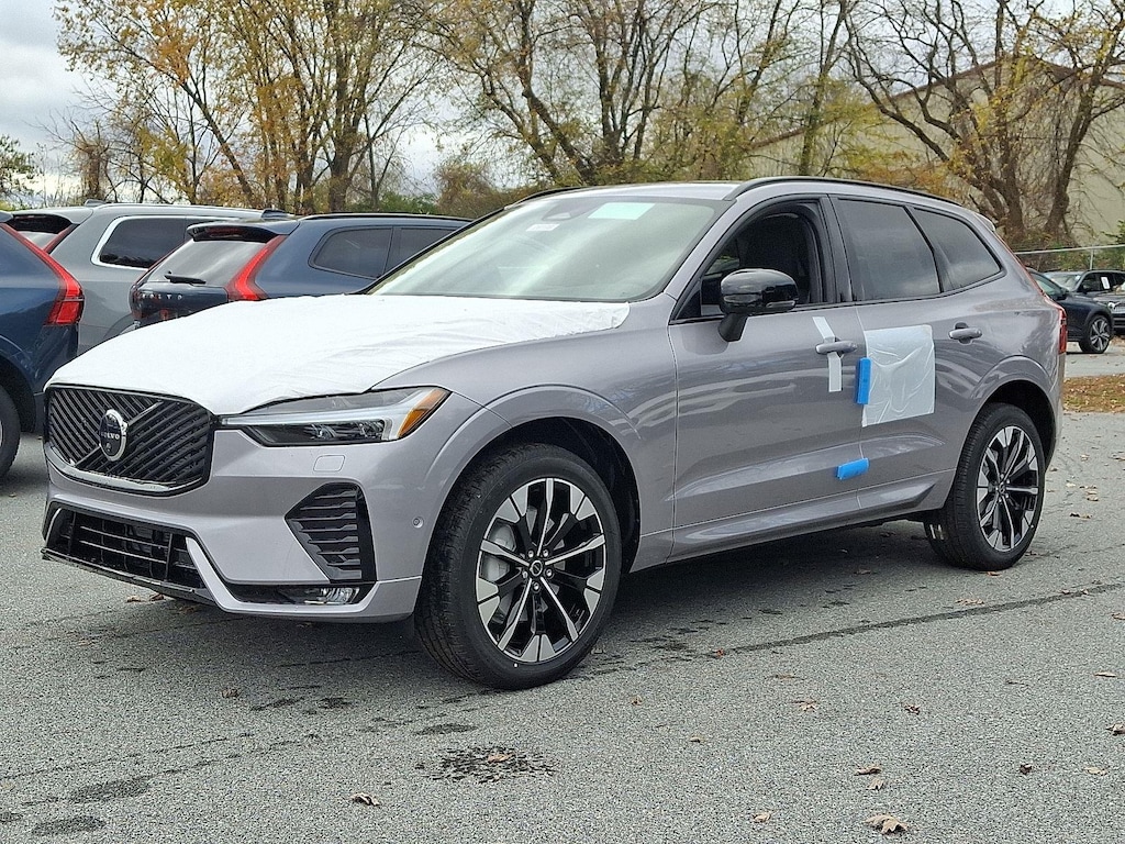 New 2026 Volvo XC60 B5 Plus SUV