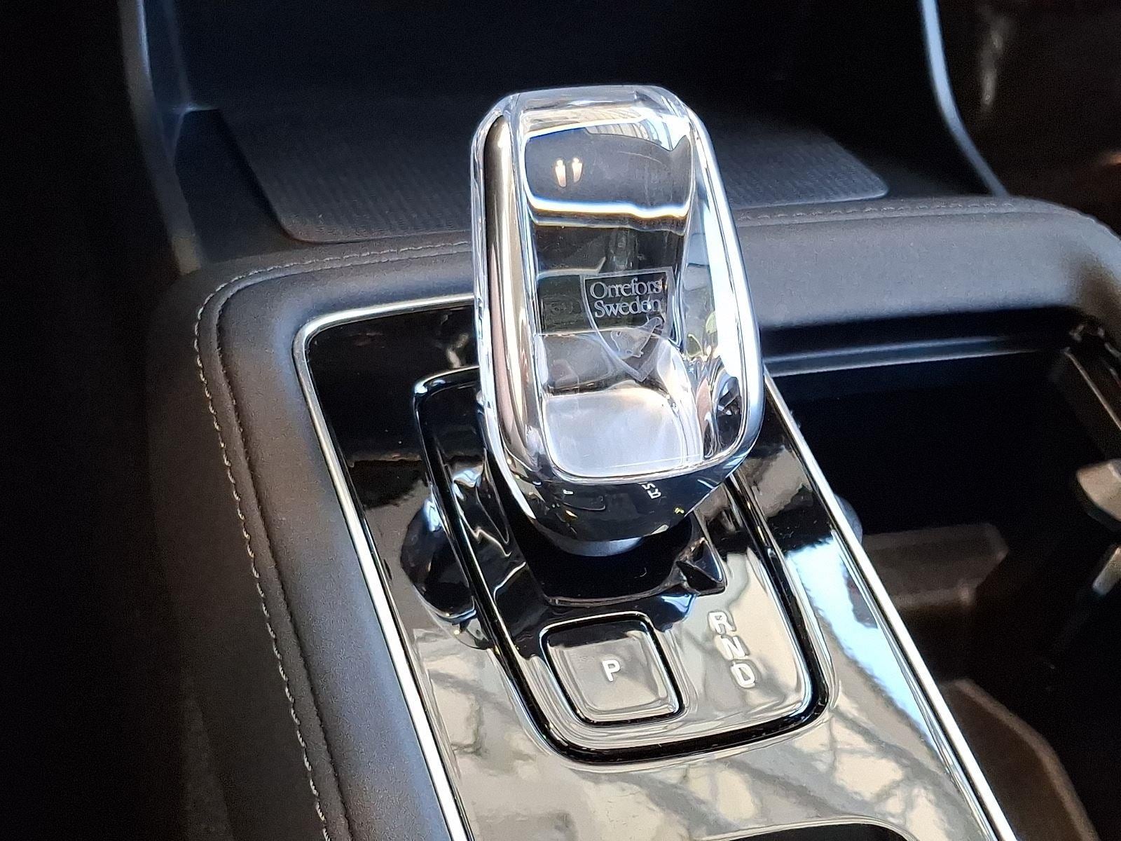 2026 Volvo XC90 Plus - Photo 18