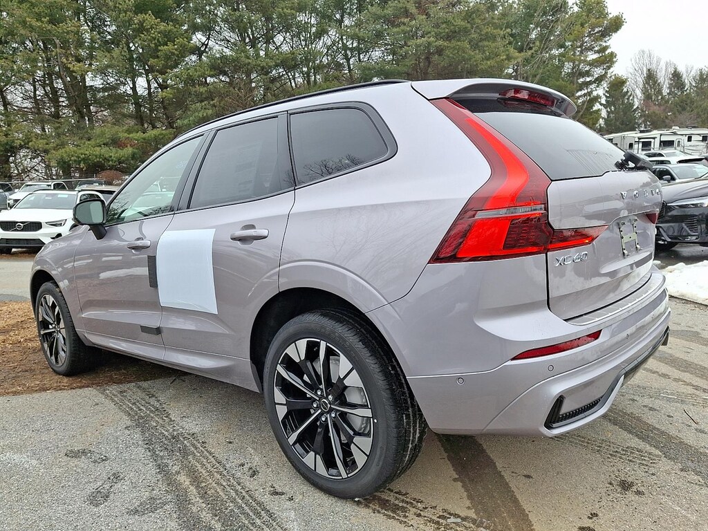 New 2026 Volvo XC60 B5 Plus SUV