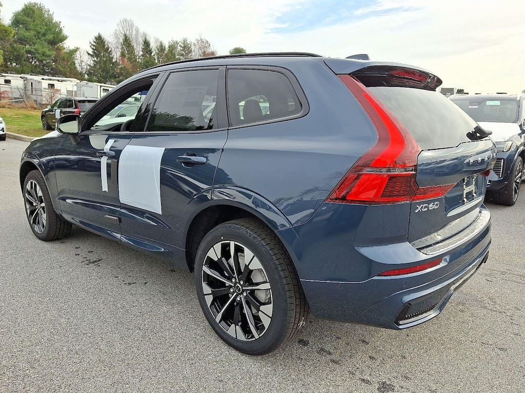 New 2026 Volvo XC60 B5 Plus SUV