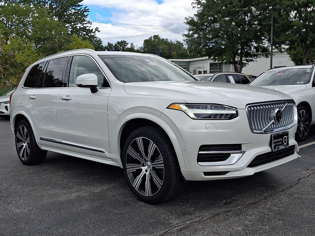 Certified 2025 Volvo XC90 Plug-In Hybrid Ultra SUV
