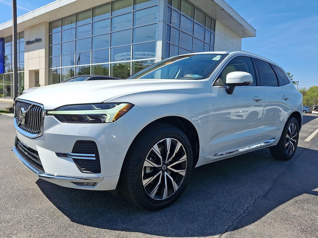 Certified 2023 Volvo XC60 Plus Bright Theme SUV