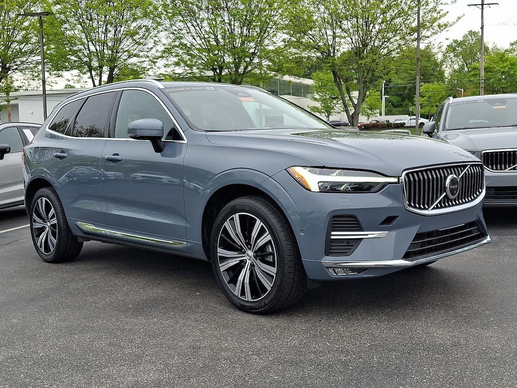 Certified 2023 Volvo XC60 Plus Bright Theme SUV