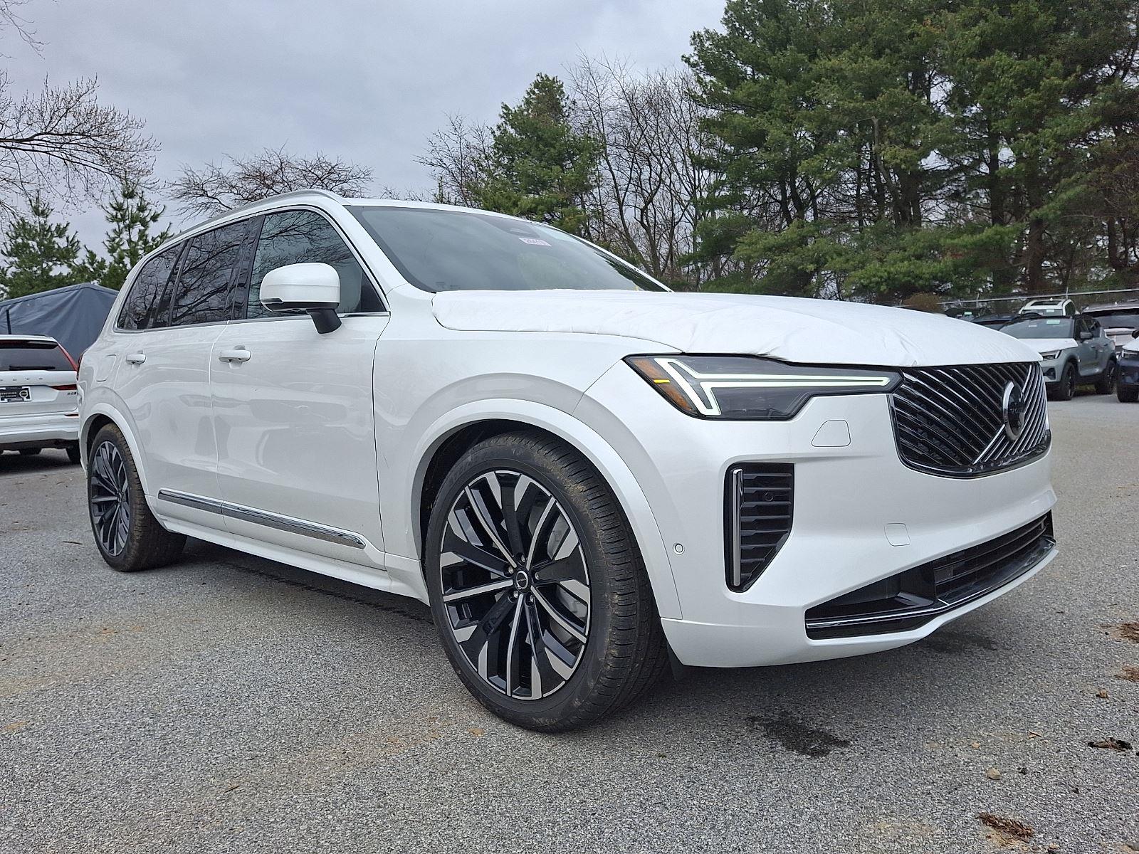 2026 Volvo XC90 plug-in hybrid