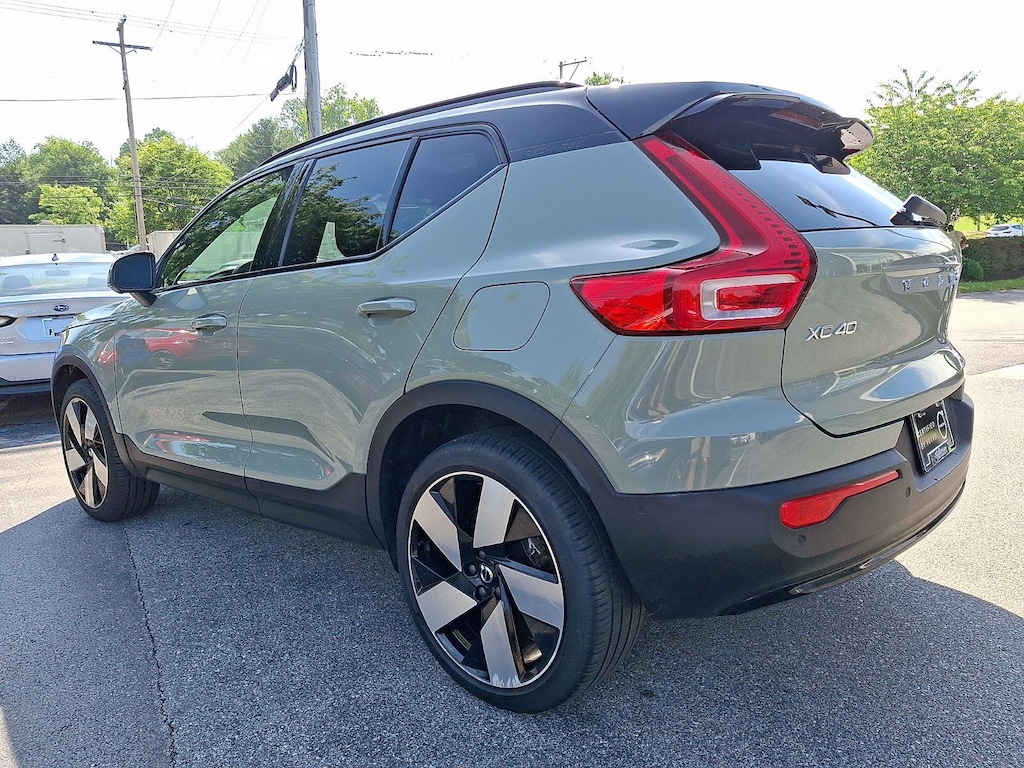 Certified 2023 Volvo XC40 Recharge Pure Electric Ultimate SUV