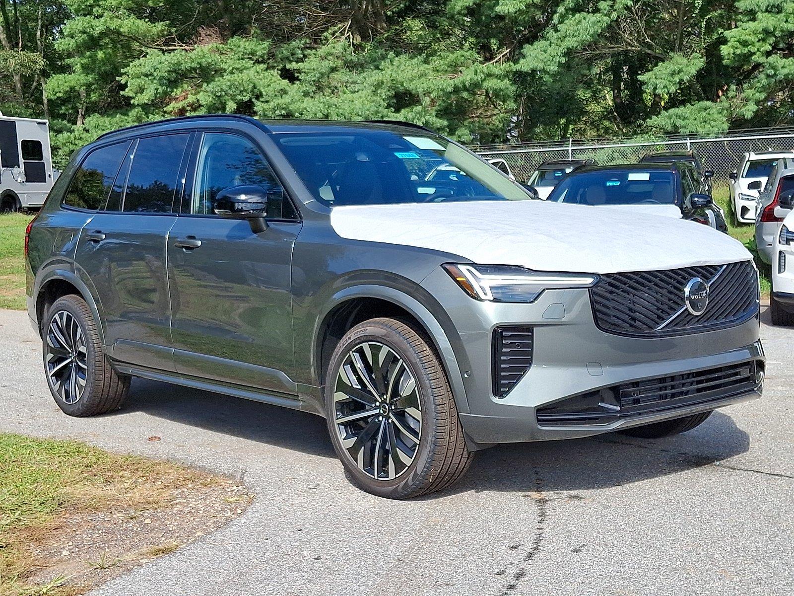 2027 Volvo XC90 B6 Ultra Dark Theme 6-Seater AWD SUV