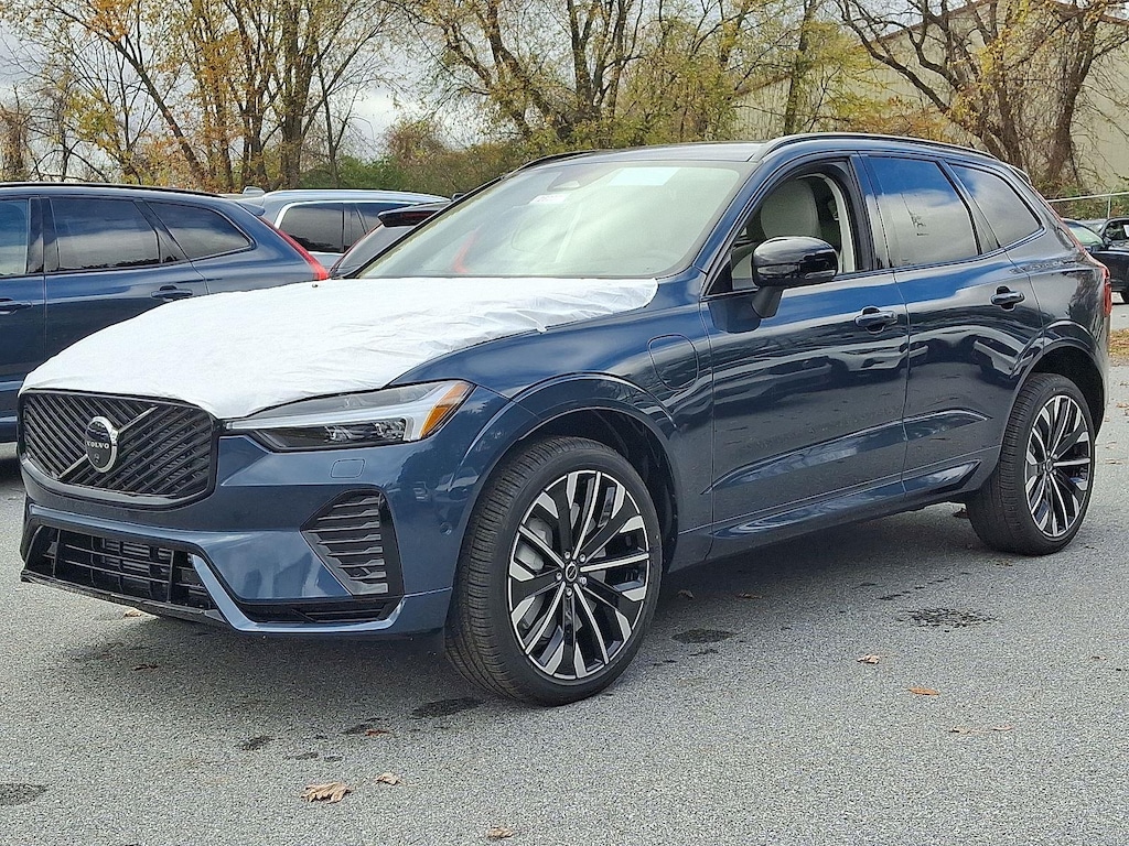 New 2026 Volvo XC60 plug-in hybrid T8 Ultra SUV