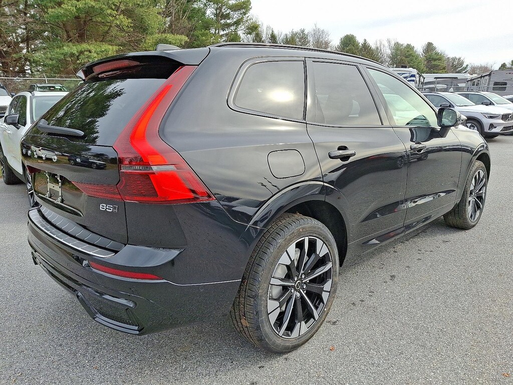 New 2026 Volvo XC60 B5 Plus SUV