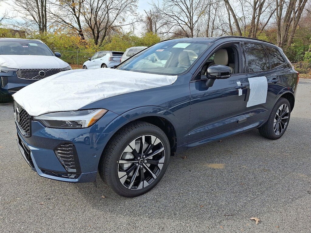 New 2026 Volvo XC60 B5 Plus SUV