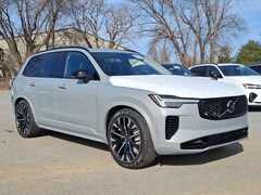 2026 Volvo XC90 plug-in hybrid