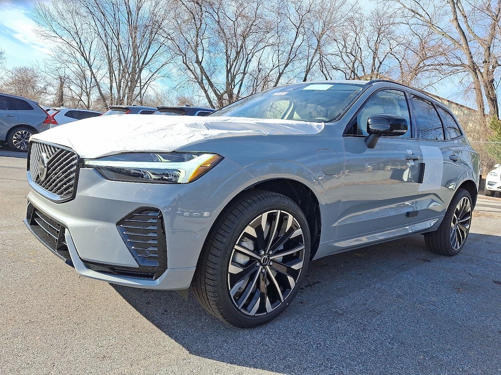 New 2026 Volvo XC60 plug-in hybrid T8 Ultra SUV