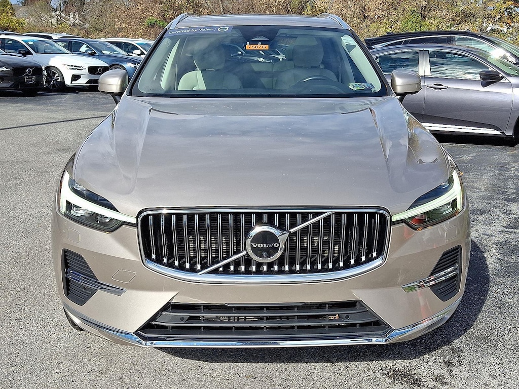 Certified 2023 Volvo XC60 Plus Bright Theme SUV