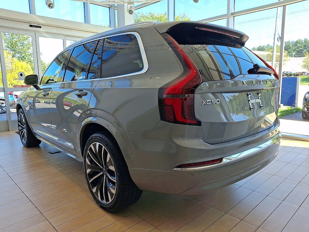 Certified 2026 Volvo XC90 B6 Ultra 7-Seater SUV