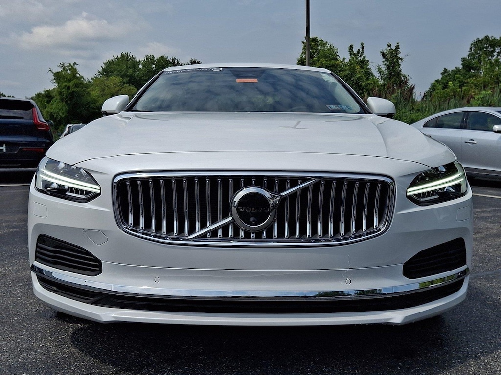 Certified 2024 Volvo S90 Recharge Plug-In Hybrid Ultimate Sedan