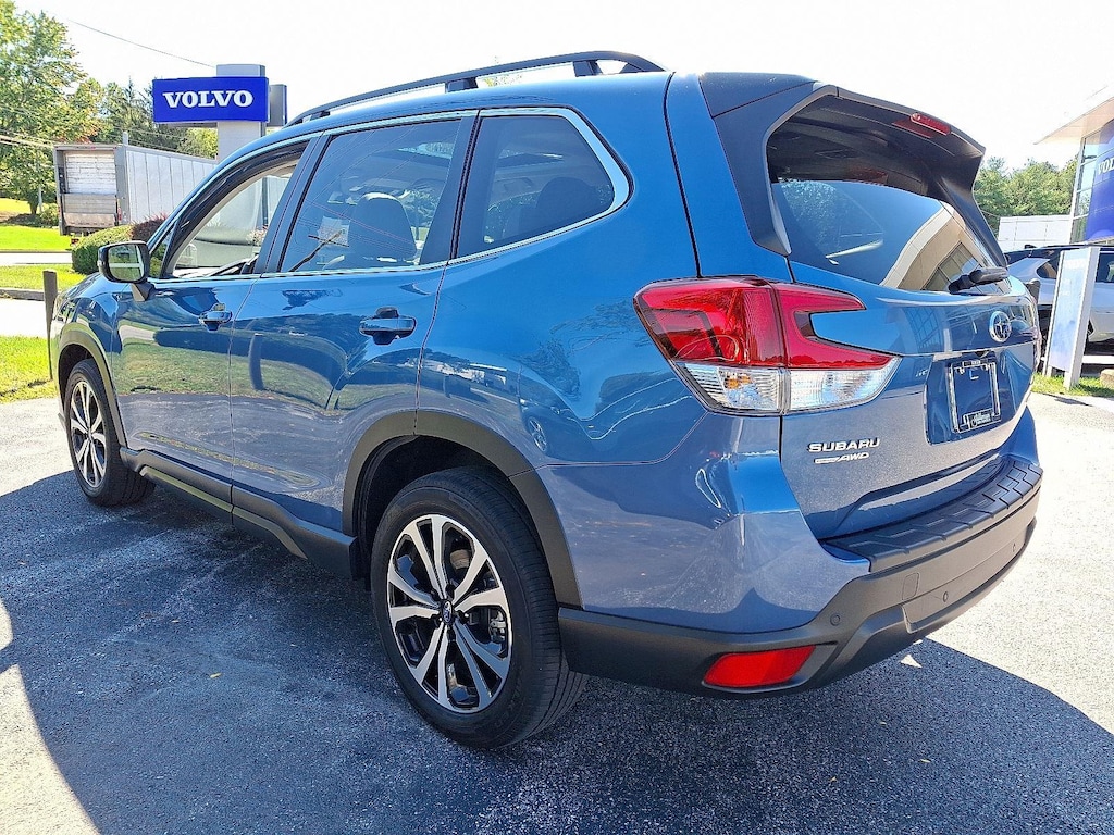 Used 2024 Subaru Forester Limited SUV