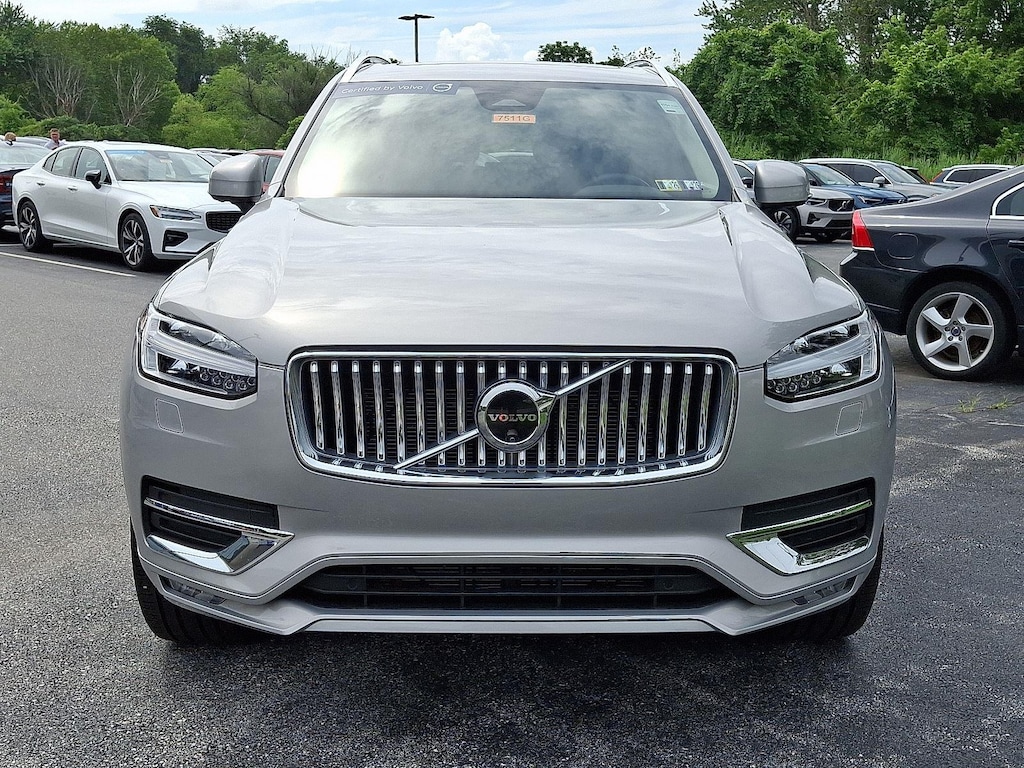 Certified 2024 Volvo XC90 B5 AWD Plus Bright Theme 7-Passengers SUV