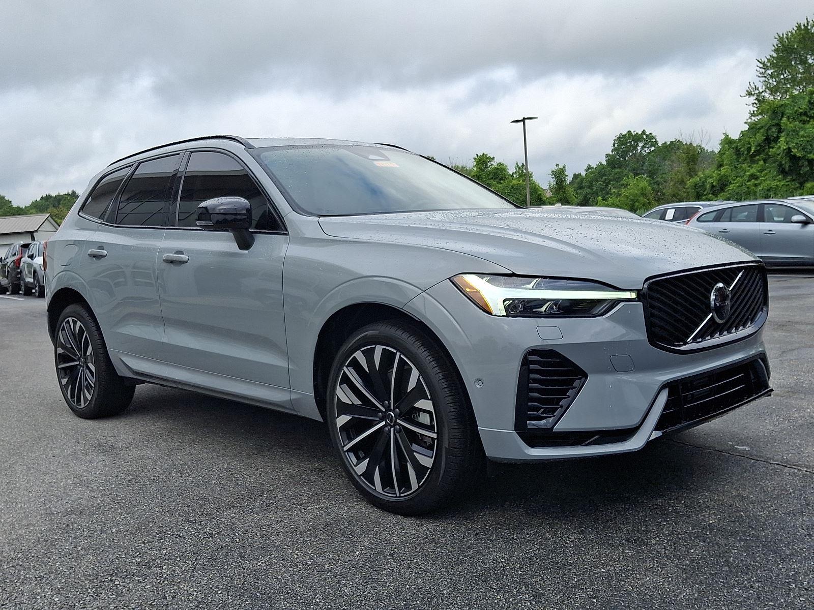  Volvo XC60 Plug-In Hybrid