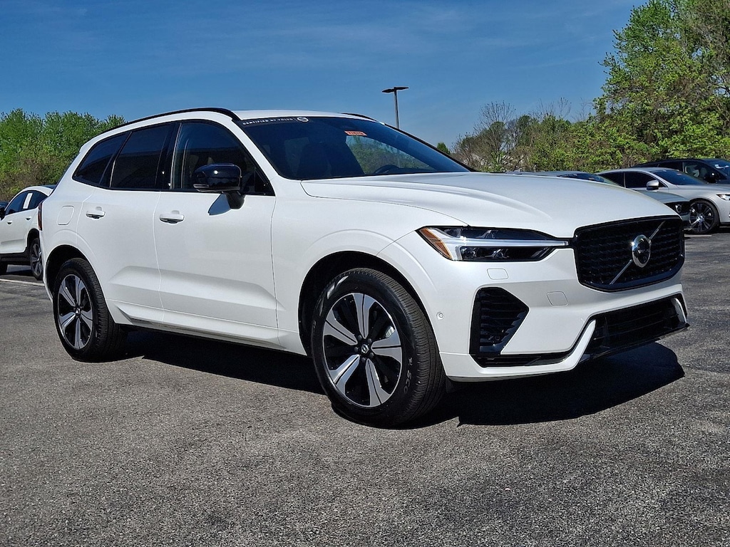 Certified 2025 Volvo XC60 Plug-In Hybrid Plus SUV