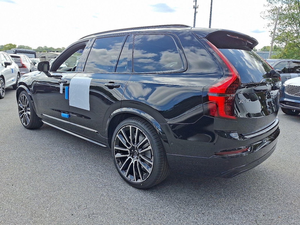 New 2026 Volvo XC90 B6 Ultra Dark Theme 7-Seater SUV