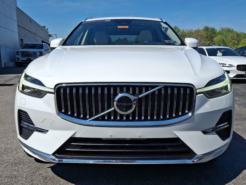 Certified 2023 Volvo XC60 Plus Bright Theme SUV