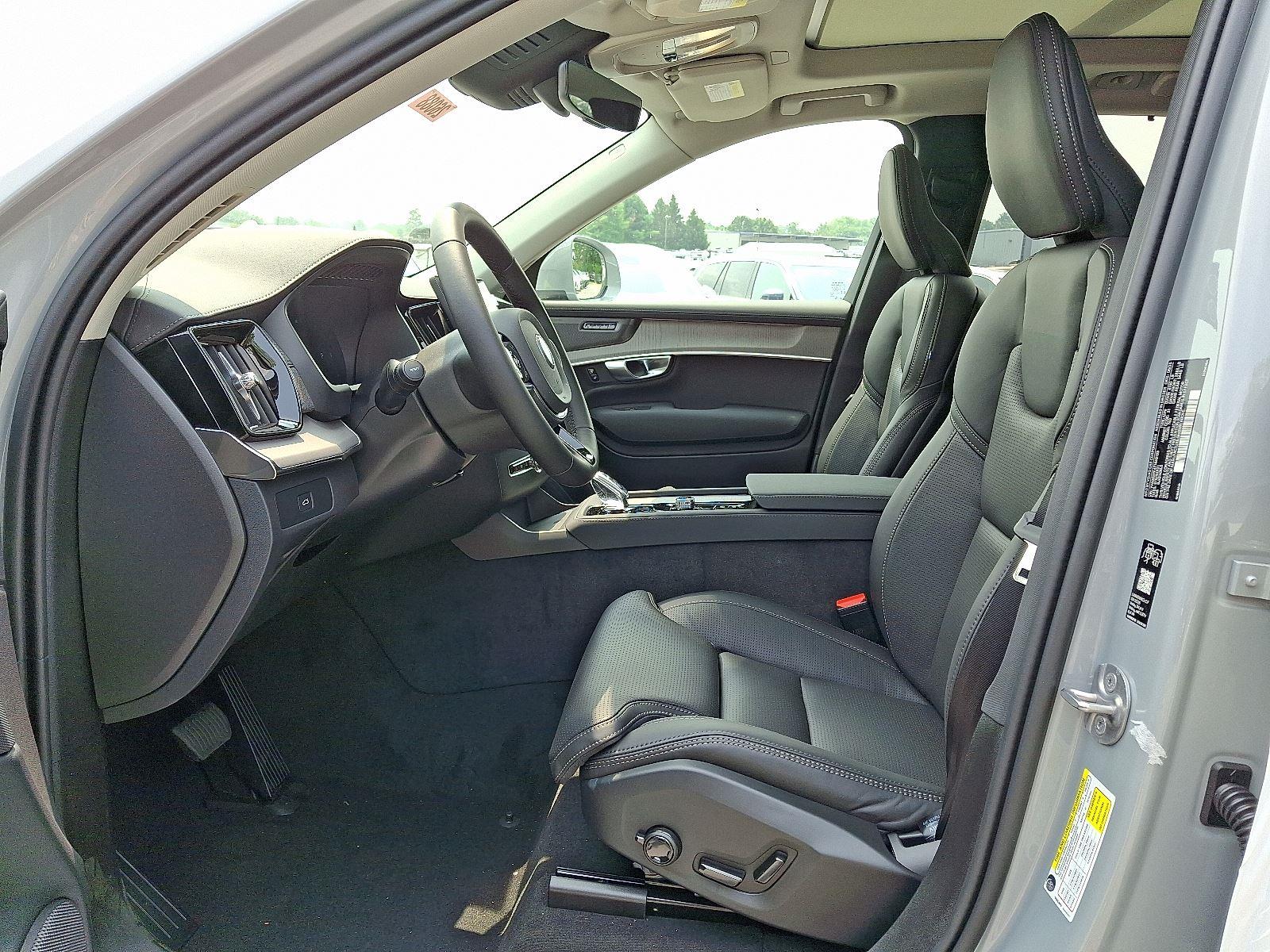 2026 Volvo XC90 Ultra - Photo 9
