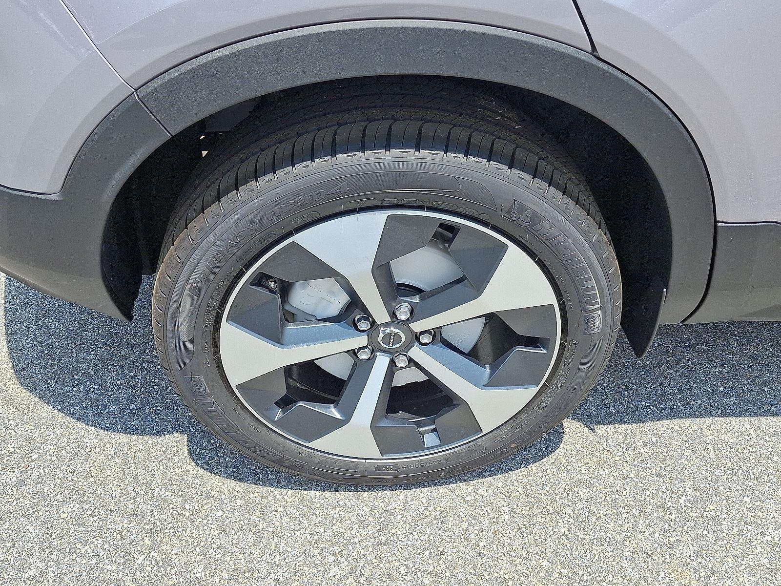 2026 Volvo XC40 Core - Photo 5