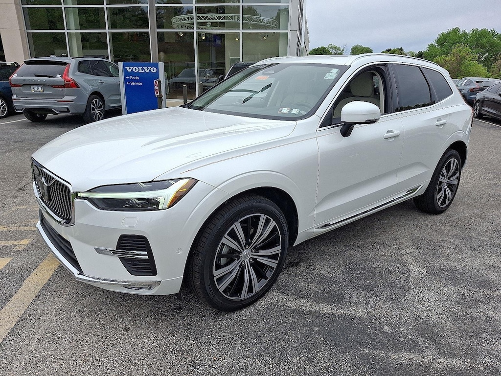 Certified 2023 Volvo XC60 Plus Bright Theme SUV