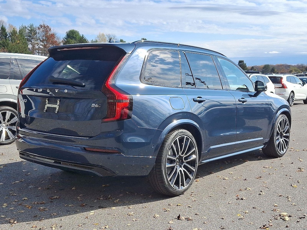 New 2026 Volvo XC90 B6 Ultra Dark Theme 7-Seater SUV