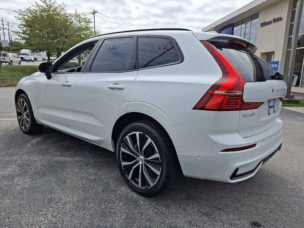 Certified 2024 Volvo XC60 B5 AWD Plus Dark Theme SUV
