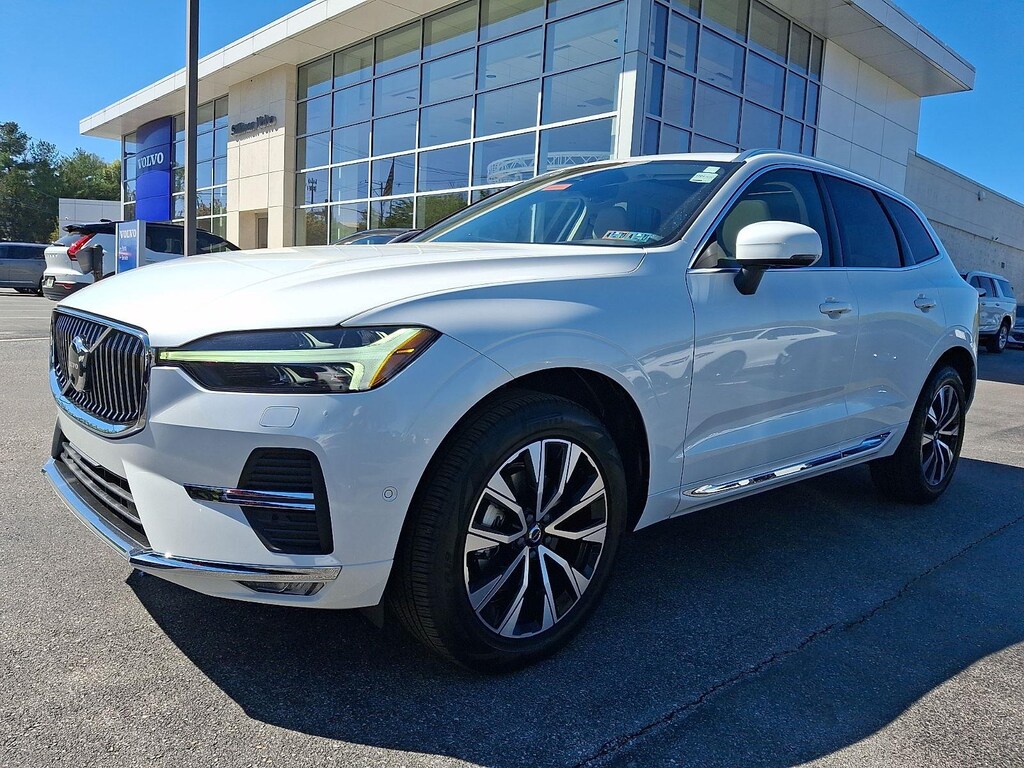Certified 2023 Volvo XC60 Plus Bright Theme SUV
