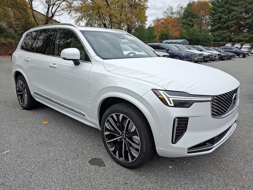 New 2026 Volvo XC90 plug-in hybrid T8 Plus 7-Seater SUV