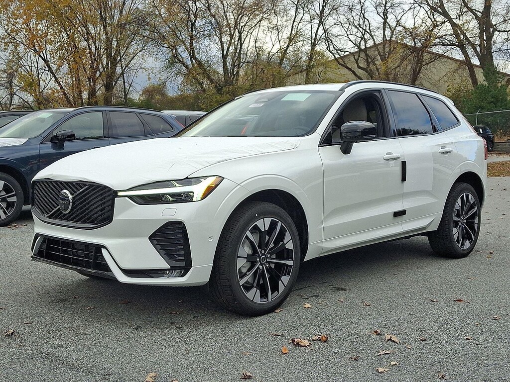 New 2026 Volvo XC60 B5 Plus SUV