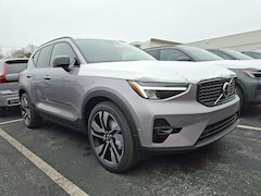 2026 Volvo XC40 B5 Plus AWD SUV