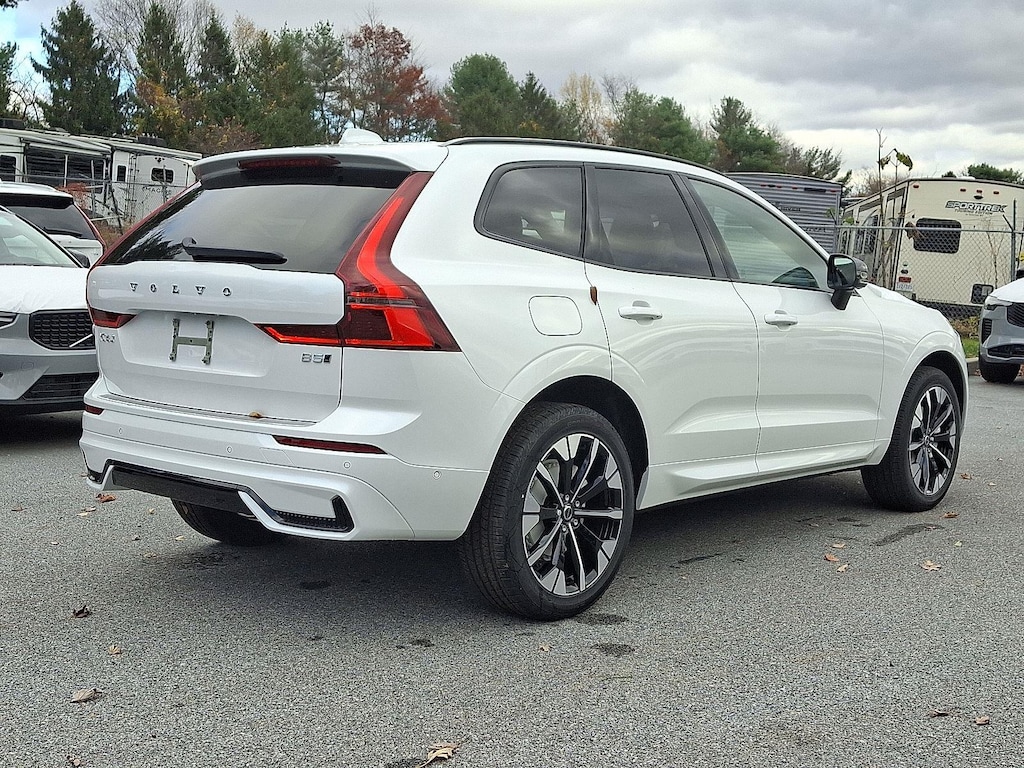 New 2026 Volvo XC60 B5 Plus SUV