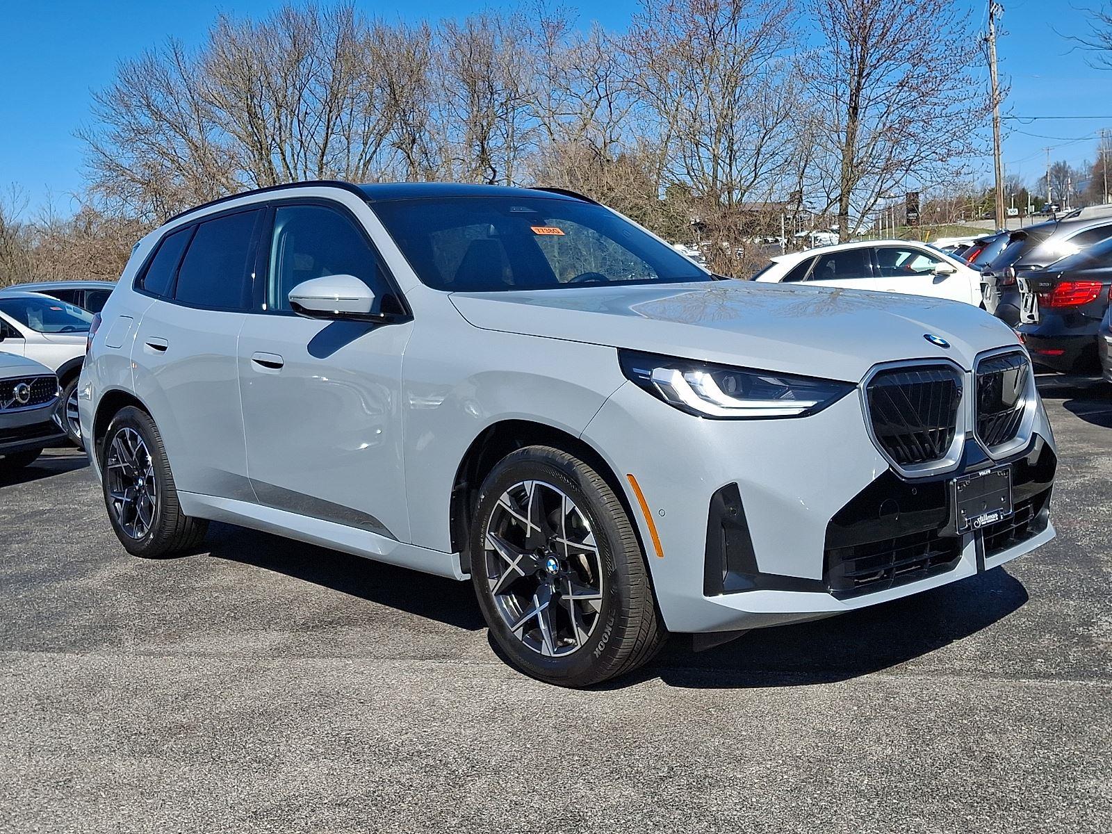 2025 BMW X3 30 XDRIVE's photo