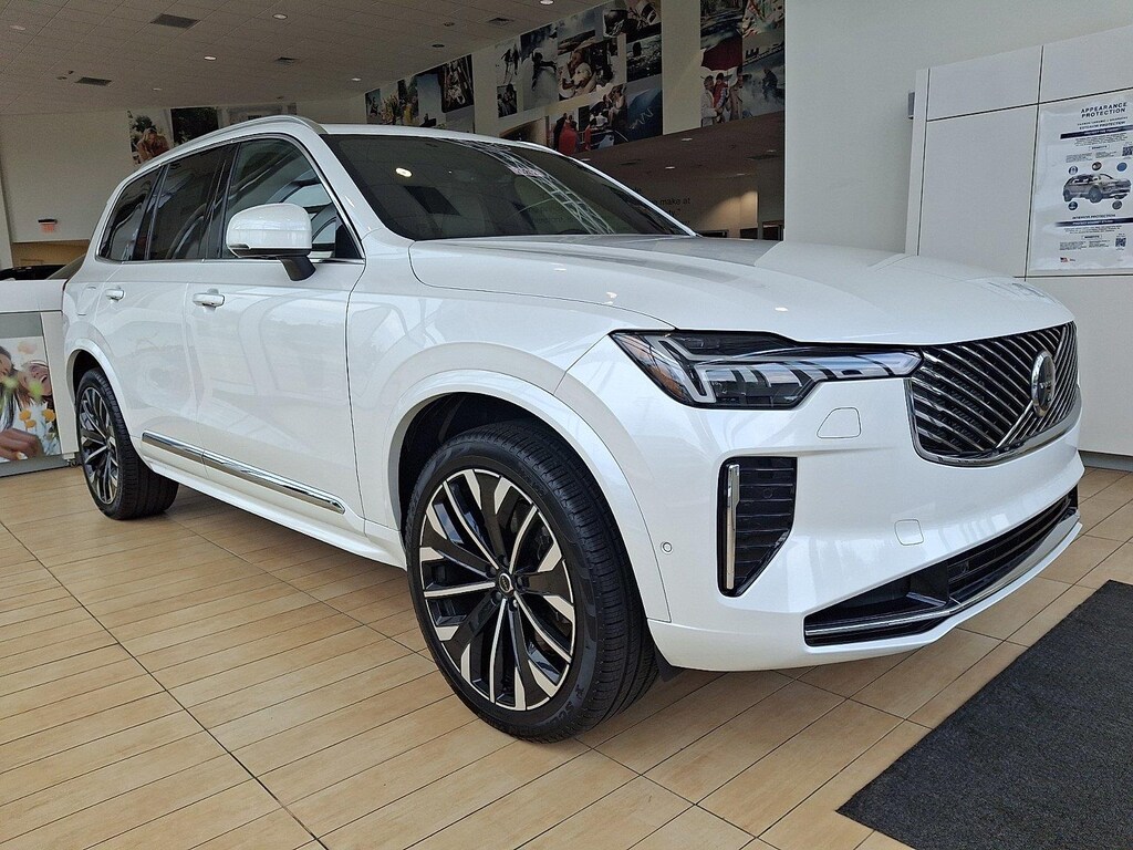 Certified 2026 Volvo XC90 plug-in hybrid T8 Plus 7-Seater SUV