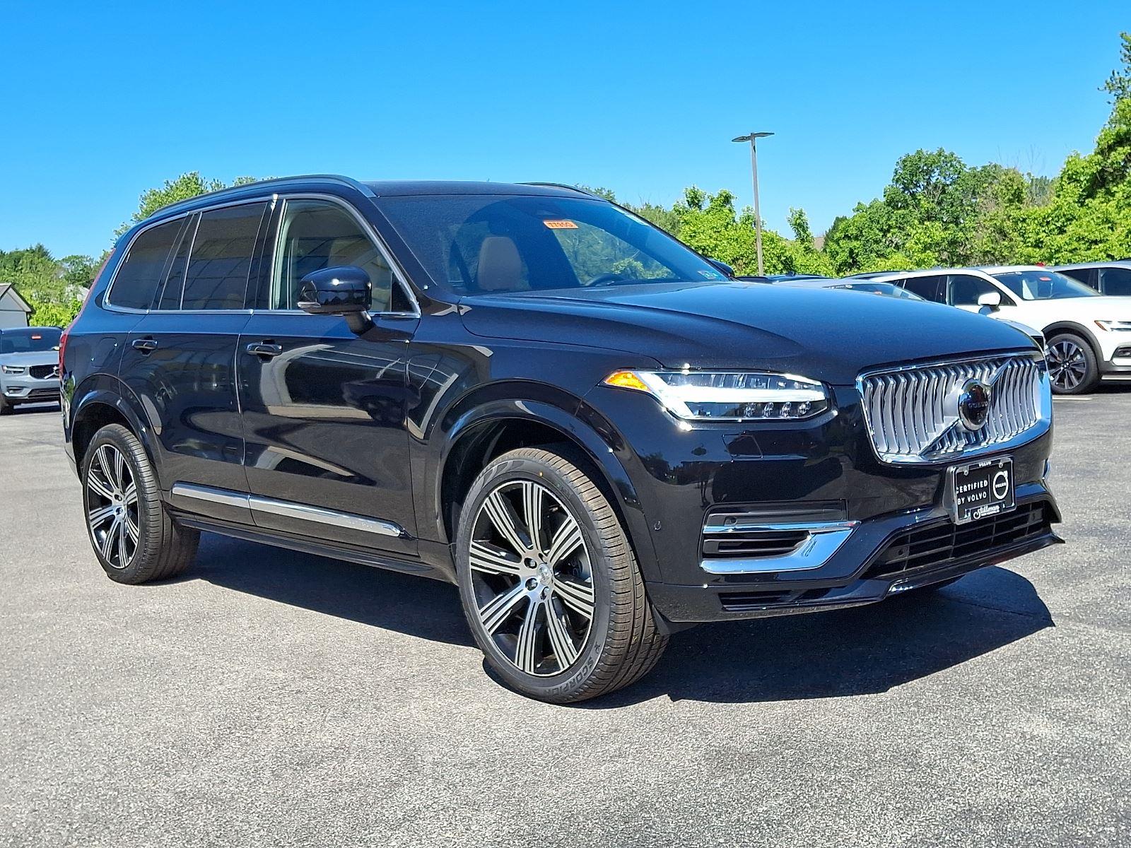 2024 Volvo XC90 T8 Recharge Ultimate Bright Theme 4WD's photo