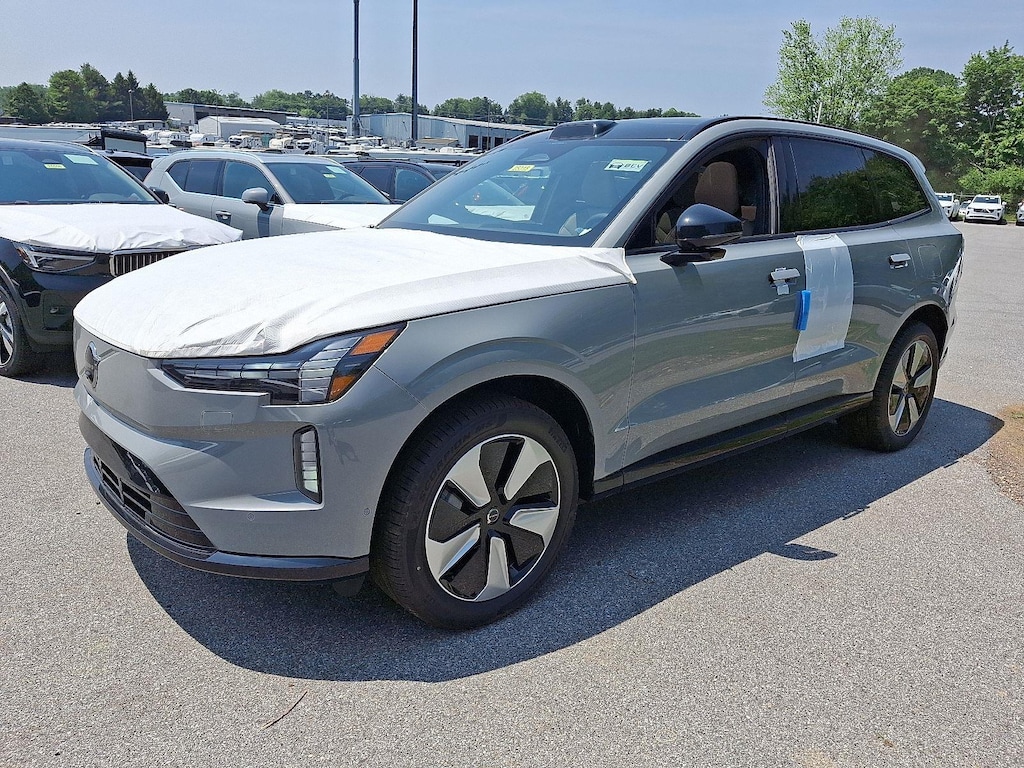 New 2025 Volvo EX90 Twin Motor Plus 7-Seater SUV