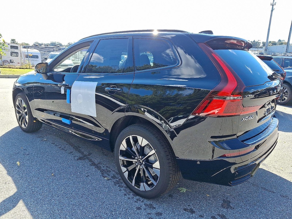 New 2026 Volvo XC60 B5 Plus SUV