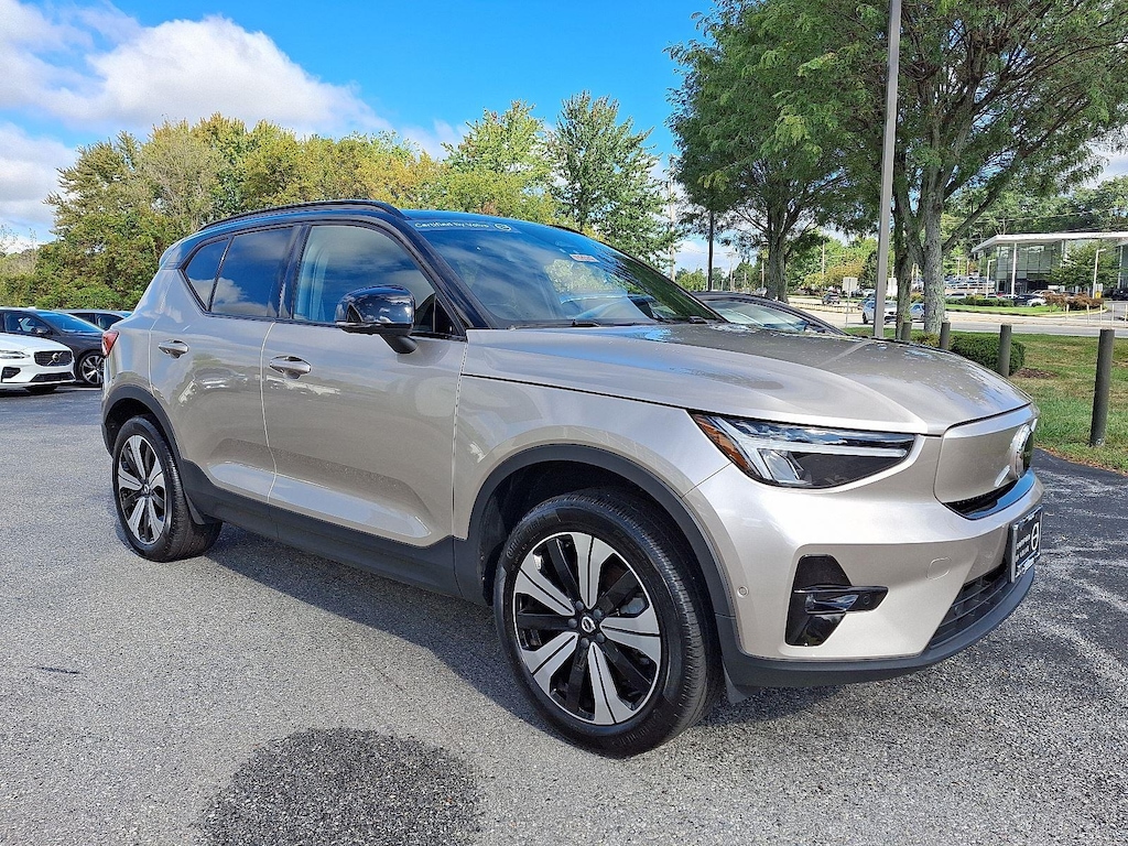 Certified 2023 Volvo XC40 Recharge Pure Electric Eawd Plus SUV