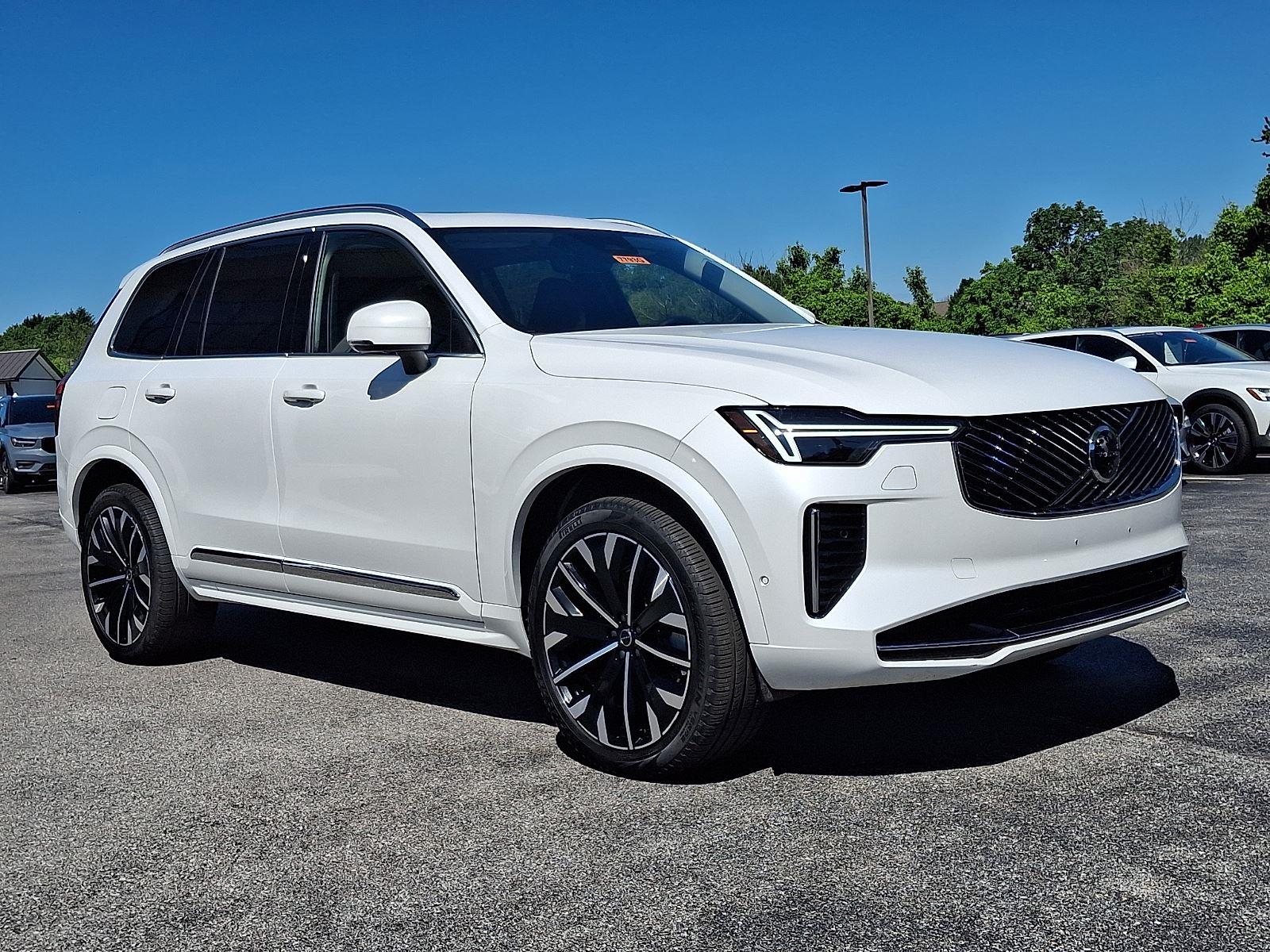 2025 Volvo XC90 B6 Plus Bright 7-Seater 4WD's photo